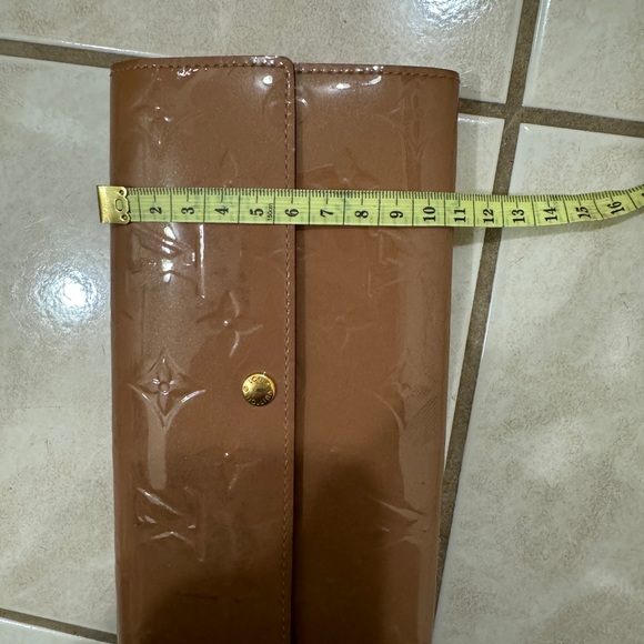 Louis Vuitton long wallet - Picture 9 of 9